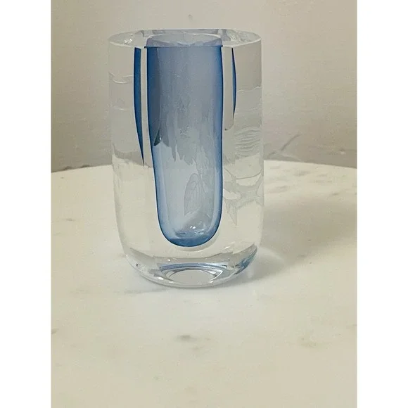 Vintage Perry Coyle Etched Glass Ice‎ Blue Floral Vase Signed - Picture 10 of 13
